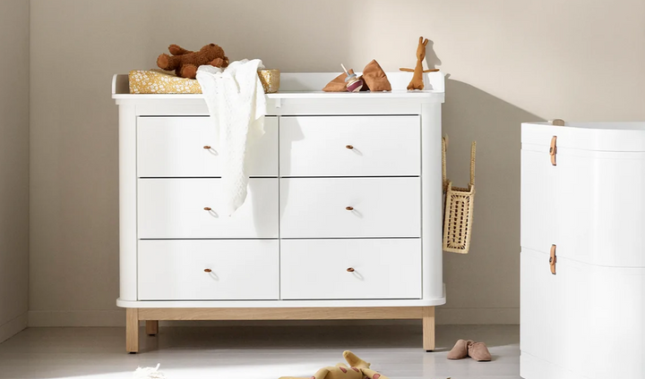 Drawers with Full Changing Table White/Oak