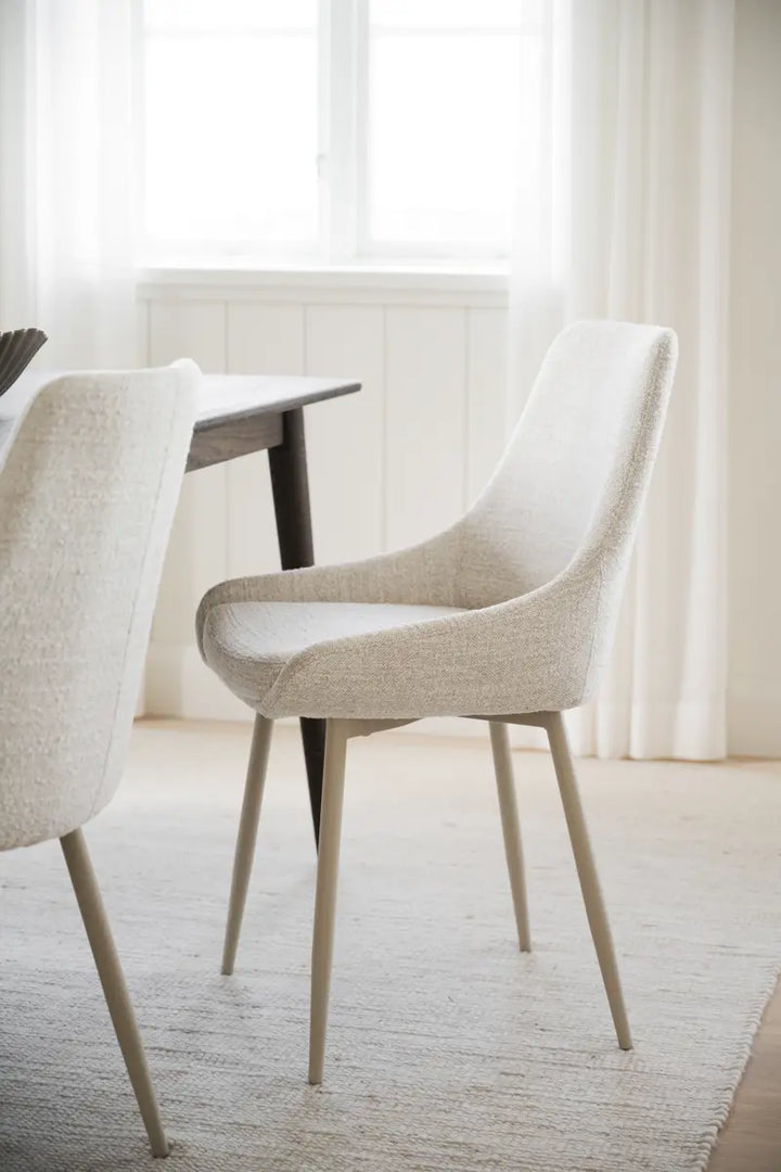 Sierra Chair Boucle/ Cashmere