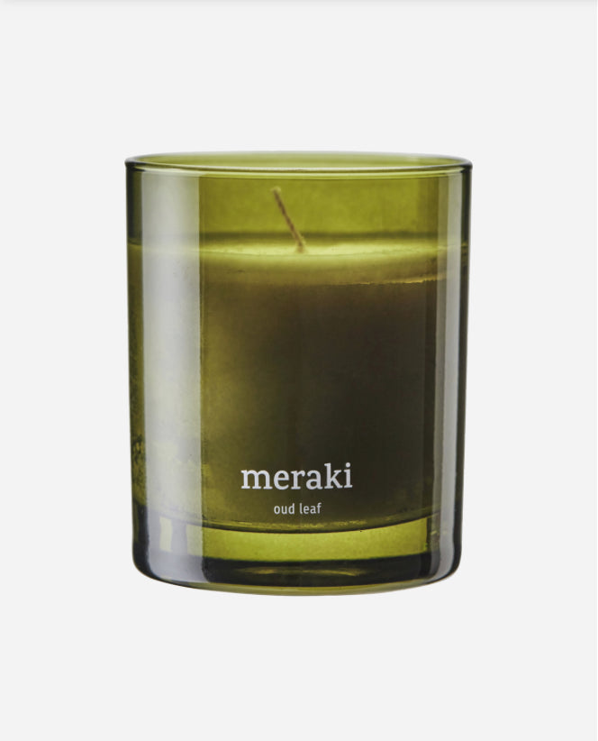 Oud leaf, scented candle