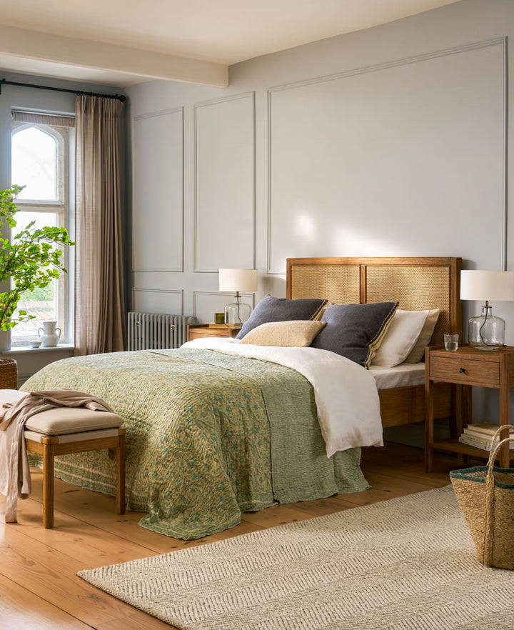 Chesterton King Bed Natural