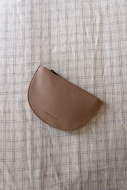 Mondo half moon wallet, vegan leather, cacao