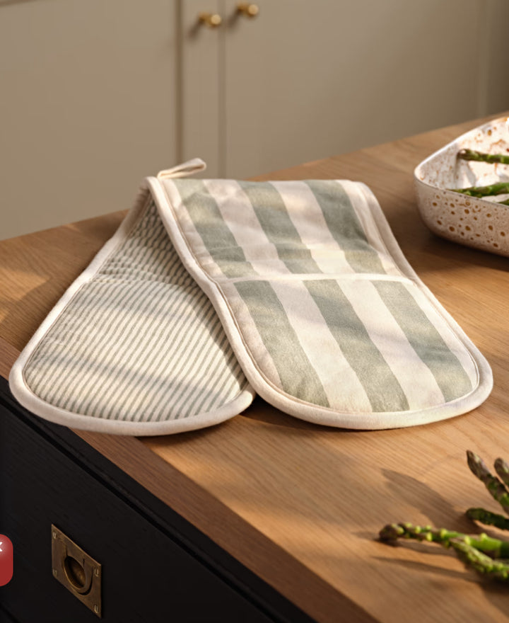 Harlton Wide Stripe Oven Glove