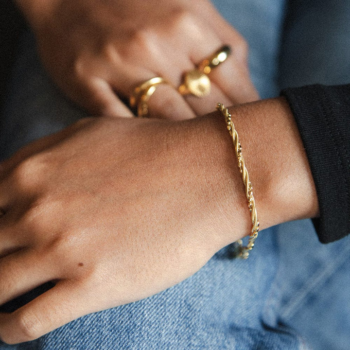 Shrimps Twist Chain Bracelet