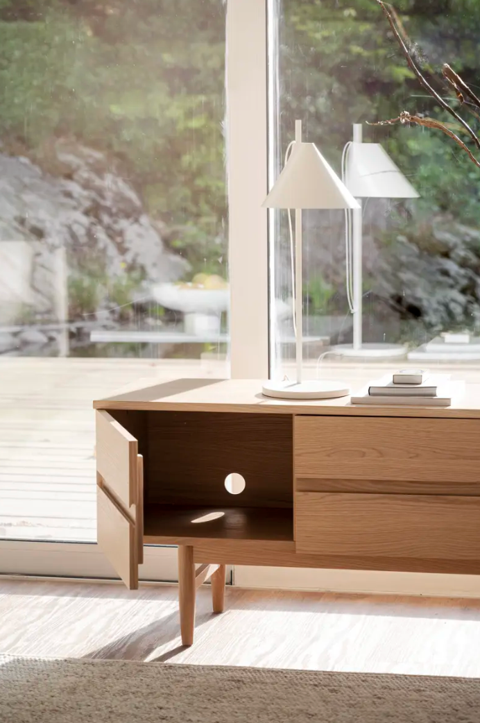 Moresby TV Unit