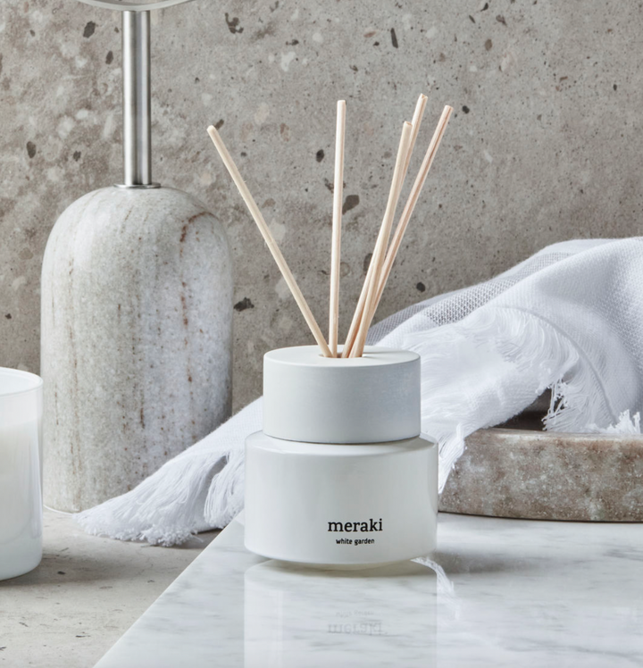 White Garden Diffuser