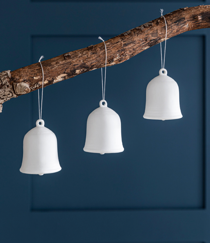 70% OFF White Airdrie Christmas Bells