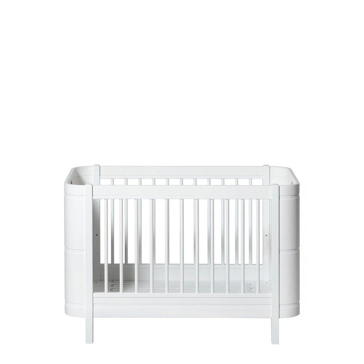 Mini + Basic Wood Cot Bed Incl Junior Kit